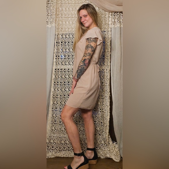 H&M classy dust pink dress - Picture 5 of 6